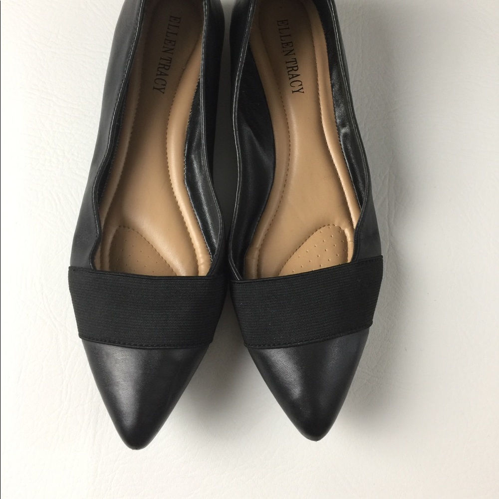 Ellen Tracy black flats